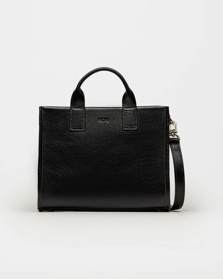 Cartera de mano Capri en cuero arrugado liso negro