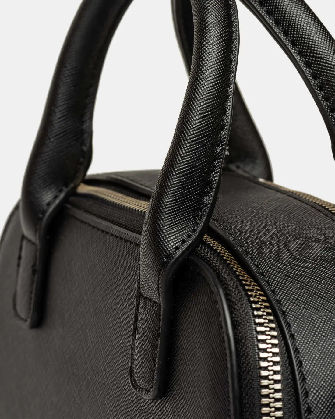 Cartera de mano New Penny en efecto cuero zaffiano negro