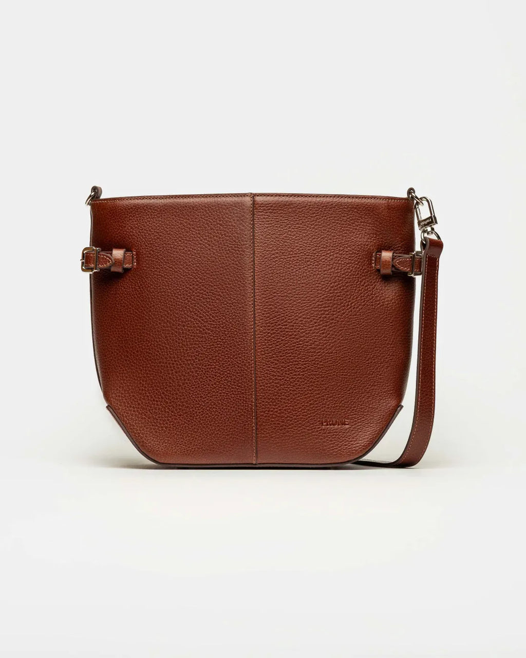 Morral Sophie en cuero curtido natural tabaco