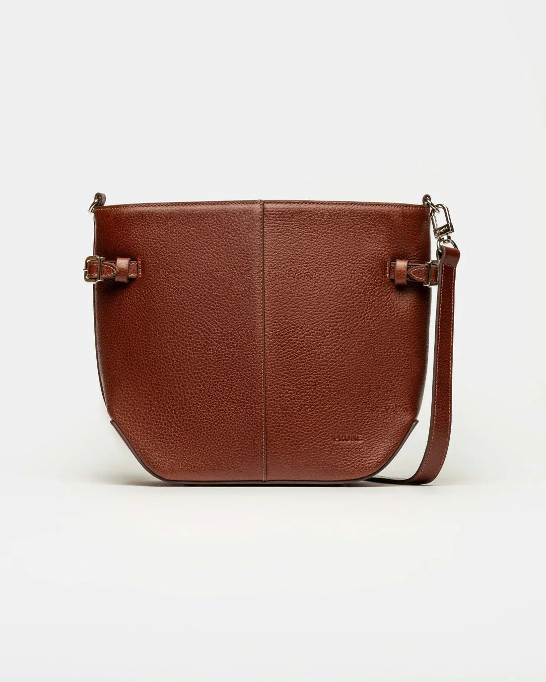 Morral Sophie en cuero curtido natural tabaco