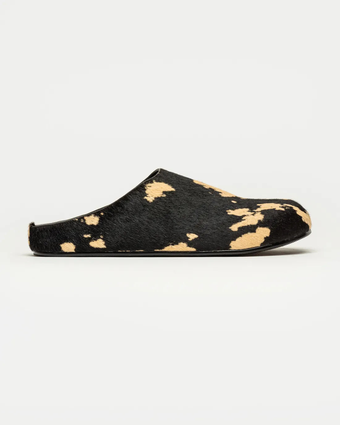 Mule Kai en pelo de vaca natural estampado talla 36