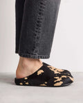 Mule Kai en pelo de vaca natural estampado talla 36